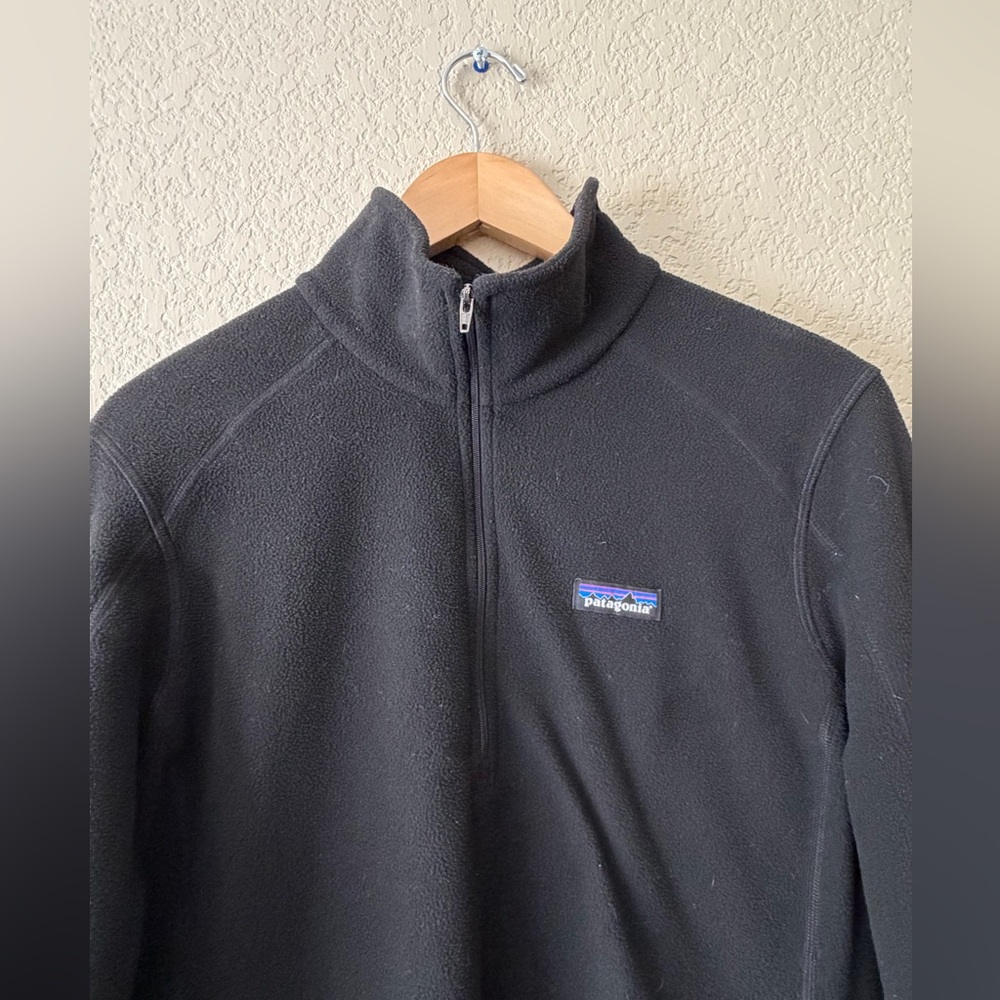 Patagonia Women’s Black Fleece Quarter Zip, Sz LG - Picture 2 of 6